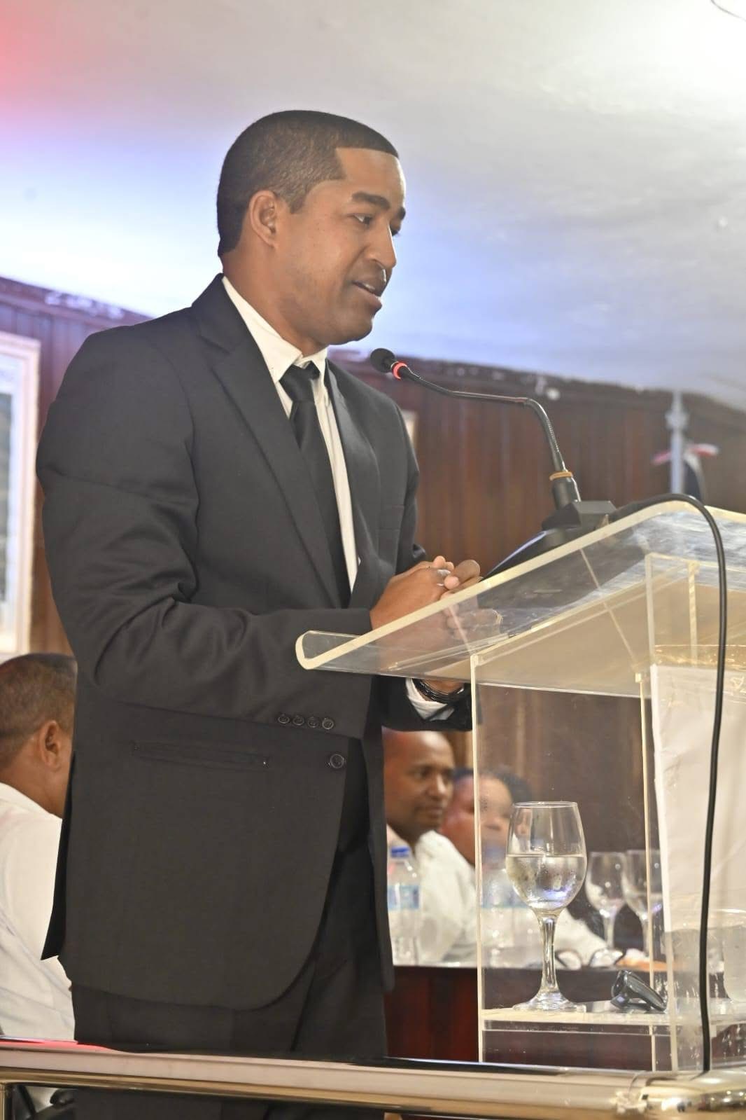 Alcalde Cruzdeyvi de los Santos rinde cuentas y anuncia nuevas acciones para el municipio de YamasáYamasá 24 de Abril 2026.